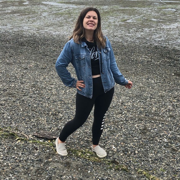 Meet your Posher, Rikki - Picture 1 of 1